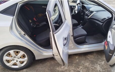 Hyundai Solaris II рестайлинг, 2013 год, 950 000 рублей, 7 фотография