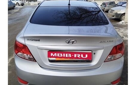 Hyundai Solaris II рестайлинг, 2013 год, 950 000 рублей, 8 фотография