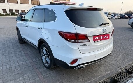 Hyundai Santa Fe III рестайлинг, 2017 год, 2 750 000 рублей, 4 фотография