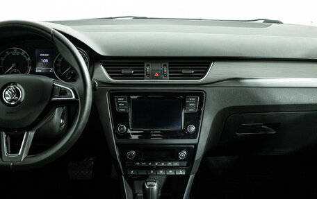 Skoda Rapid I, 2018 год, 1 545 000 рублей, 14 фотография