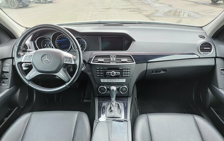 Mercedes-Benz C-Класс, 2011 год, 1 299 000 рублей, 17 фотография
