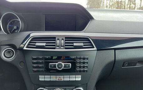 Mercedes-Benz C-Класс, 2011 год, 1 299 000 рублей, 18 фотография