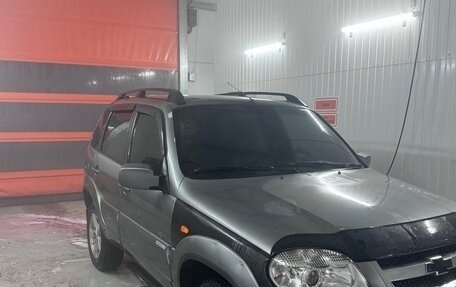 Chevrolet Niva I рестайлинг, 2011 год, 380 000 рублей, 2 фотография