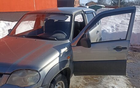 Chevrolet Niva I рестайлинг, 2009 год, 290 000 рублей, 13 фотография