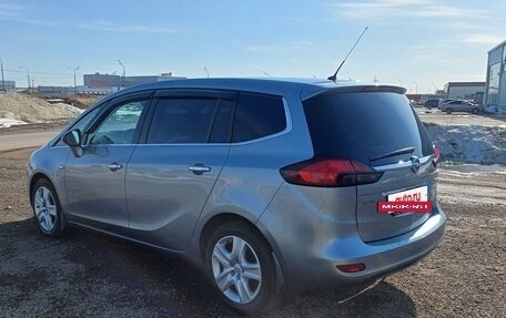 Opel Zafira C рестайлинг, 2013 год, 5 фотография