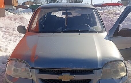 Chevrolet Niva I рестайлинг, 2009 год, 290 000 рублей, 12 фотография