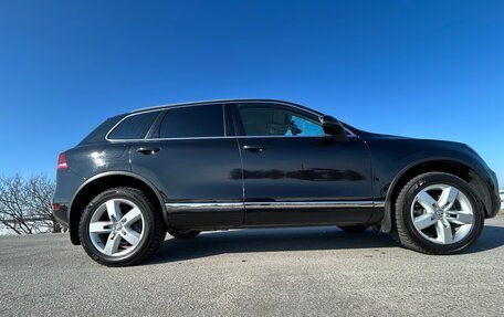 Volkswagen Touareg III, 2012 год, 2 850 000 рублей, 3 фотография