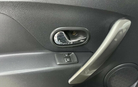 Renault Sandero II рестайлинг, 2016 год, 852 800 рублей, 6 фотография