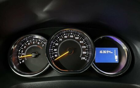 Renault Sandero II рестайлинг, 2016 год, 852 800 рублей, 10 фотография