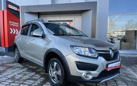 Renault Sandero II рестайлинг, 2016 год, 852 800 рублей, 5 фотография