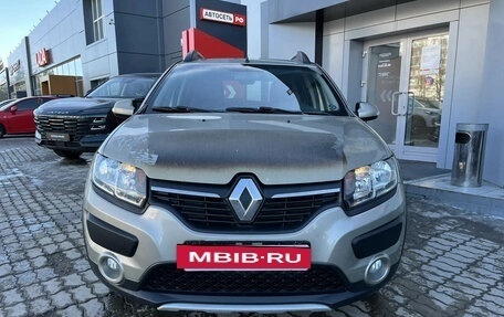 Renault Sandero II рестайлинг, 2016 год, 852 800 рублей, 2 фотография