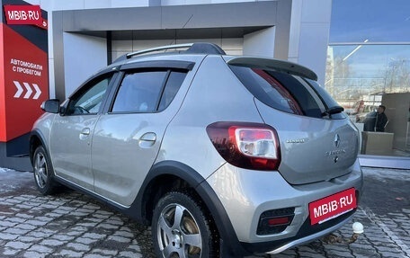 Renault Sandero II рестайлинг, 2016 год, 852 800 рублей, 18 фотография