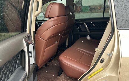 Toyota Land Cruiser Prado 150 рестайлинг 2, 2010 год, 2 100 000 рублей, 8 фотография