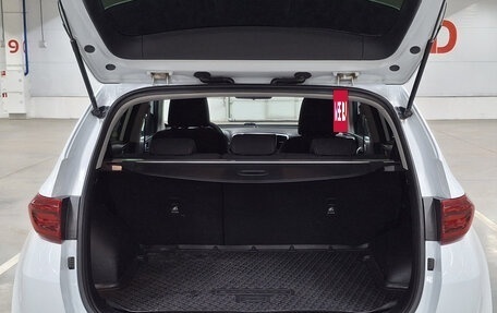 KIA Sportage IV рестайлинг, 2018 год, 2 142 000 рублей, 10 фотография