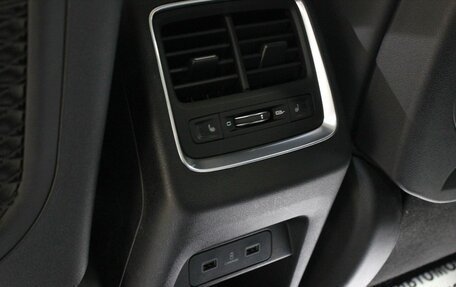 Geely Atlas, 2021 год, 1 825 000 рублей, 22 фотография