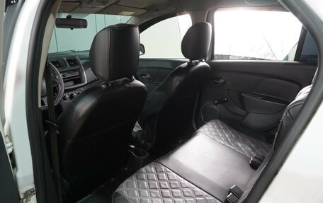 Renault Logan II, 2020 год, 679 000 рублей, 11 фотография