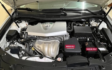 Toyota Camry, 2018 год, 2 700 000 рублей, 4 фотография