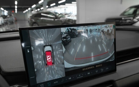 Toyota RAV4, 2025 год, 4 950 000 рублей, 17 фотография