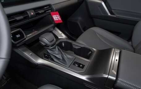 Toyota RAV4, 2025 год, 4 950 000 рублей, 15 фотография