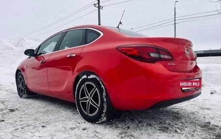 Opel Astra J, 2012 год, 650 000 рублей, 8 фотография