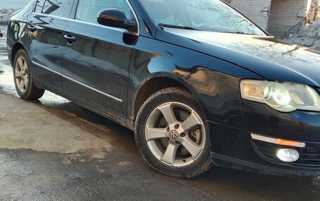 Volkswagen Passat B6, 2008 год, 650 000 рублей, 2 фотография