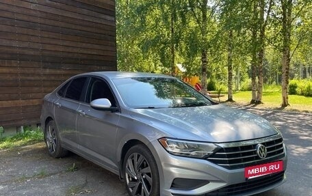 Volkswagen Jetta VII, 2019 год, 1 700 000 рублей, 2 фотография