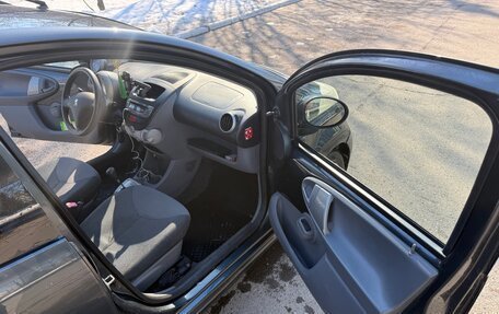 Peugeot 107 I рестайлинг, 2008 год, 350 000 рублей, 14 фотография