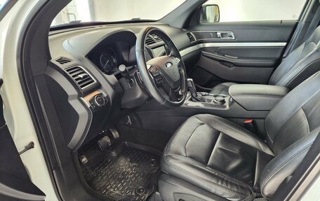 Ford Explorer VI, 2016 год, 2 750 000 рублей, 9 фотография