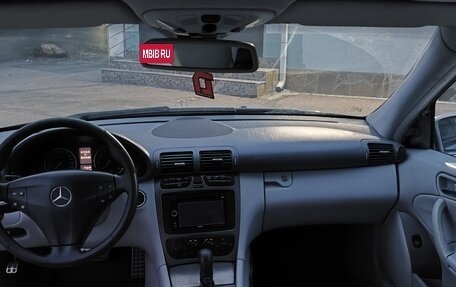 Mercedes-Benz C-Класс, 2004 год, 680 000 рублей, 21 фотография