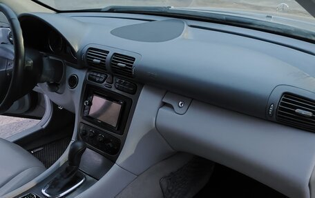 Mercedes-Benz C-Класс, 2004 год, 680 000 рублей, 27 фотография