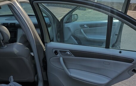 Mercedes-Benz C-Класс, 2004 год, 680 000 рублей, 28 фотография