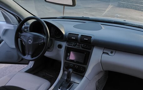 Mercedes-Benz C-Класс, 2004 год, 680 000 рублей, 29 фотография