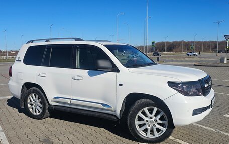 Toyota Land Cruiser 200, 2011 год, 2 400 000 рублей, 3 фотография