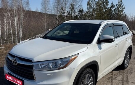 Toyota Highlander III, 2014 год, 2 530 000 рублей, 1 фотография