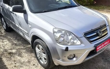 Honda CR-V II рестайлинг, 2006 год, 800 000 рублей, 1 фотография