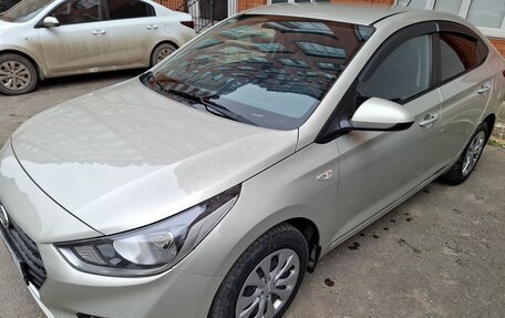 Hyundai Solaris II рестайлинг, 2019 год, 1 390 000 рублей, 5 фотография