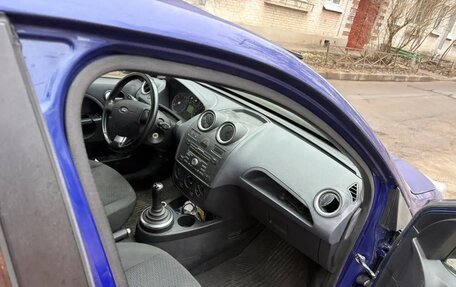 Ford Fiesta, 2006 год, 425 000 рублей, 11 фотография