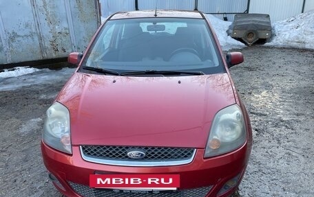 Ford Fiesta, 2006 год, 350 000 рублей, 2 фотография