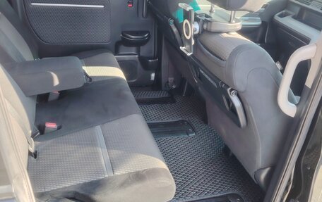 Honda Stepwgn IV, 2016 год, 1 850 000 рублей, 10 фотография