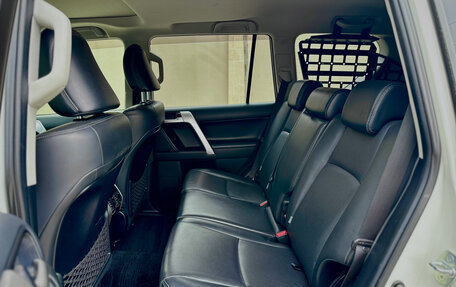 Toyota Land Cruiser Prado 150 рестайлинг 2, 2018 год, 4 800 000 рублей, 9 фотография