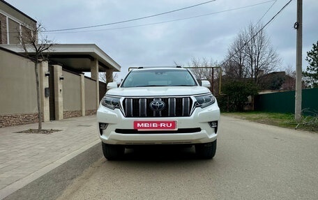 Toyota Land Cruiser Prado 150 рестайлинг 2, 2018 год, 4 800 000 рублей, 2 фотография