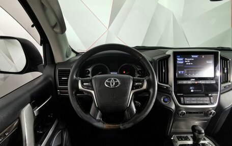 Toyota Land Cruiser 200, 2018 год, 4 600 000 рублей, 18 фотография