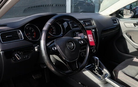 Volkswagen Jetta VI, 2018 год, 1 397 000 рублей, 12 фотография