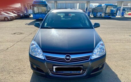 Opel Astra H, 2011 год, 850 000 рублей, 1 фотография