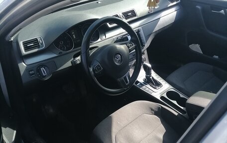 Volkswagen Passat B7, 2011 год, 750 000 рублей, 1 фотография