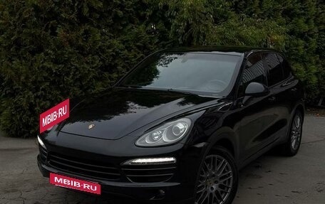 Porsche Cayenne III, 2012 год, 2 150 000 рублей, 2 фотография