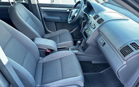 Volkswagen Touran III, 2011 год, 1 080 000 рублей, 18 фотография