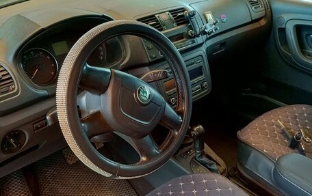 Skoda Fabia II, 2011 год, 720 000 рублей, 5 фотография