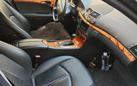 Mercedes-Benz E-Класс, 2007 год, 850 000 рублей, 4 фотография