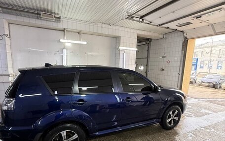 Mitsubishi Outlander III рестайлинг 3, 2010 год, 1 450 000 рублей, 8 фотография